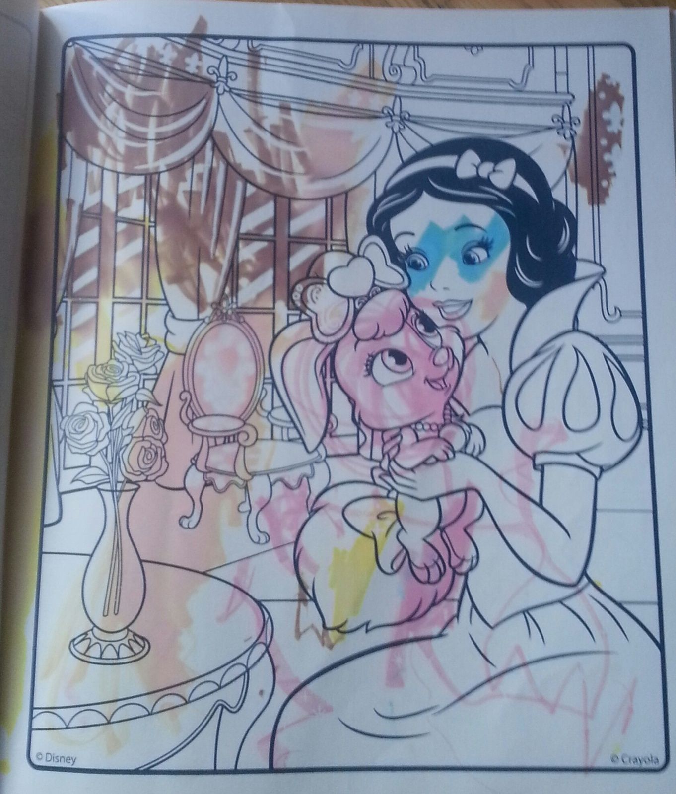Ma puce a testé le Livre Colorier Crayola Kit Princess Palace Ma puce a testé le Livre Colorier Crayola Kit Princess Palace Pets Disney