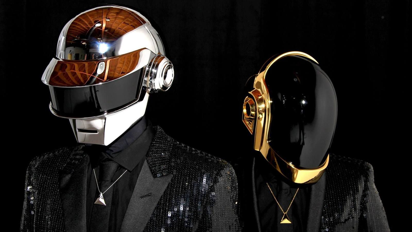 De rares archives photos et vidéos des Daft Punk sans leurs casques -  Daftworld
