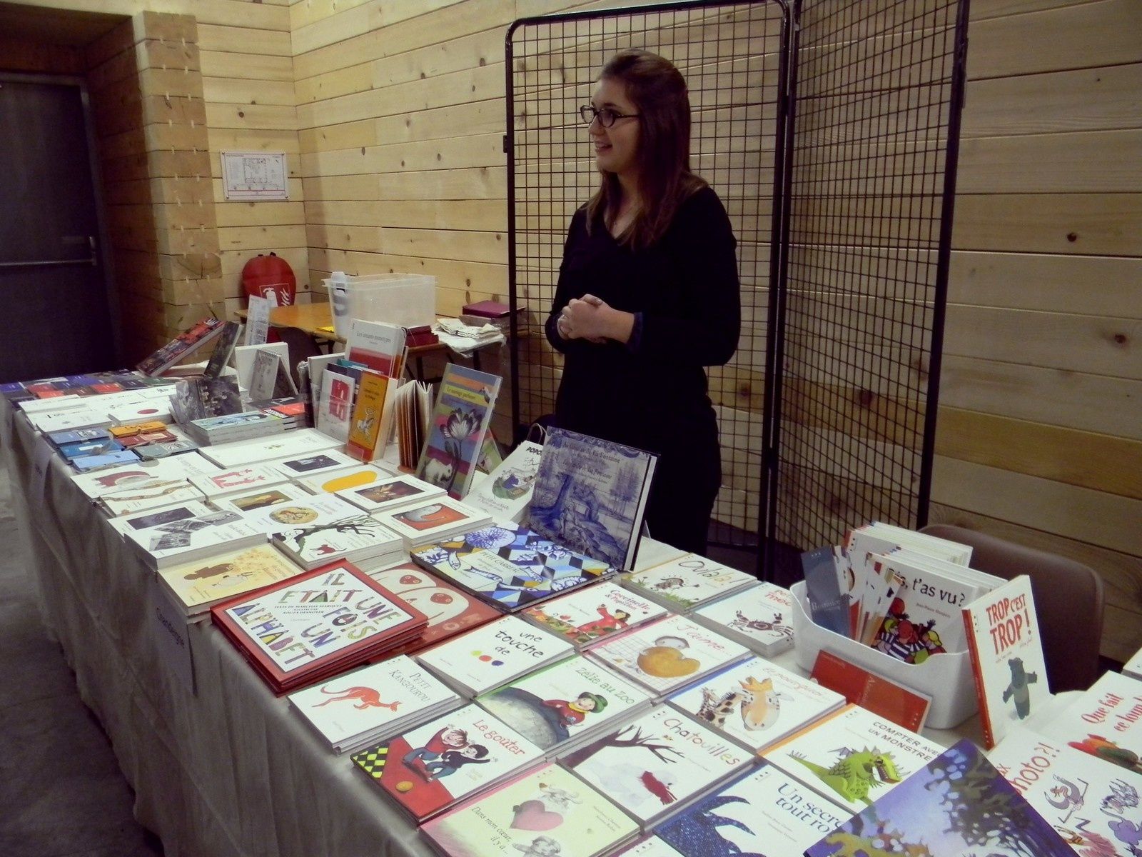 Points de suspension 6ème Salon International du Livre Jeunesse de Dijon