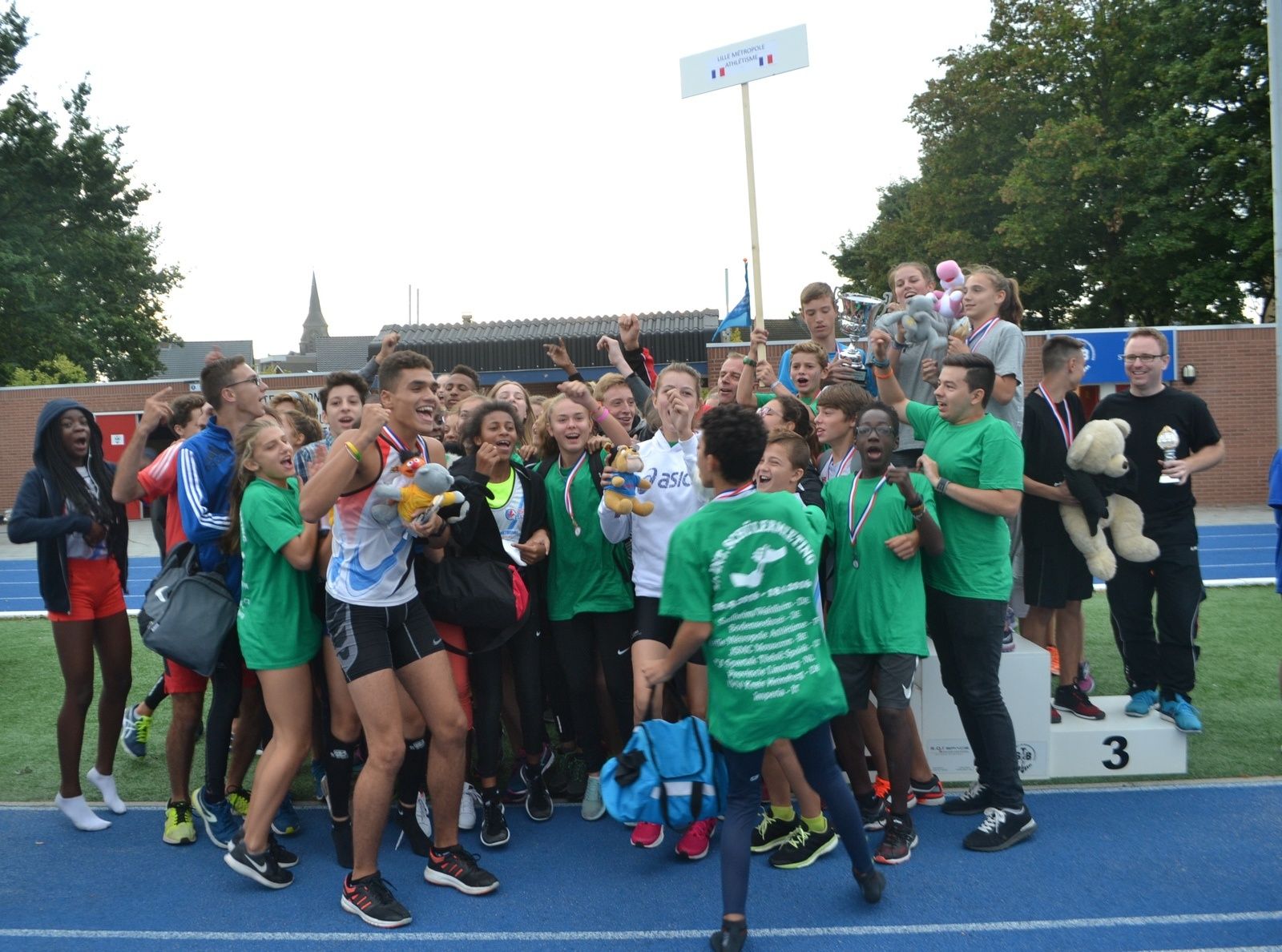 INTERNATIONALES SCHÜLERMEETING 2016, les Lillois seconds.