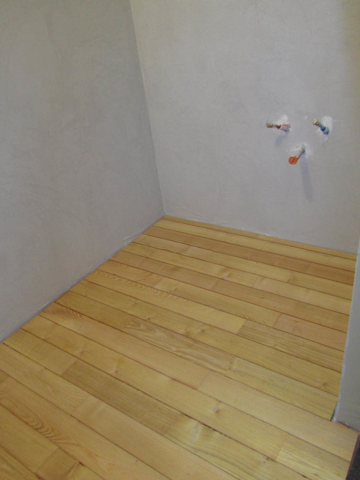 Avancée des travaux s38 parquet robinier de la salle de bain ...