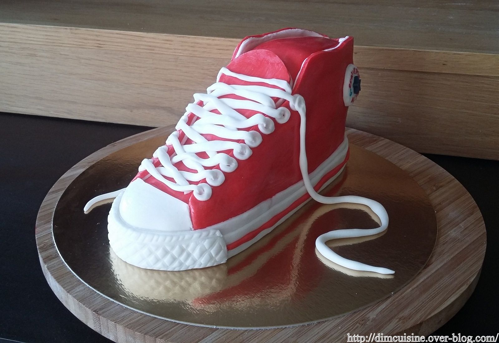 Gateau top chaussure converse