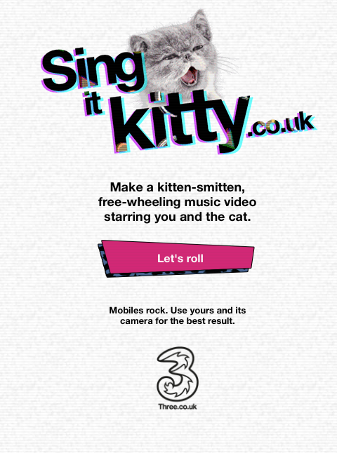 Une petite fille sur un vélo, un chat qui chante dans son panier, bienvenue dans la nouvelle pub Three
