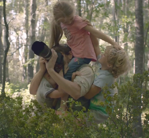 Musique de pub : Nouveau Citroën C4 Picasso HDI "papa"