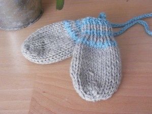 TUTO DES PETITES MOUFLES (sans pouce) - Une Aiguille dans une Botte de Foin