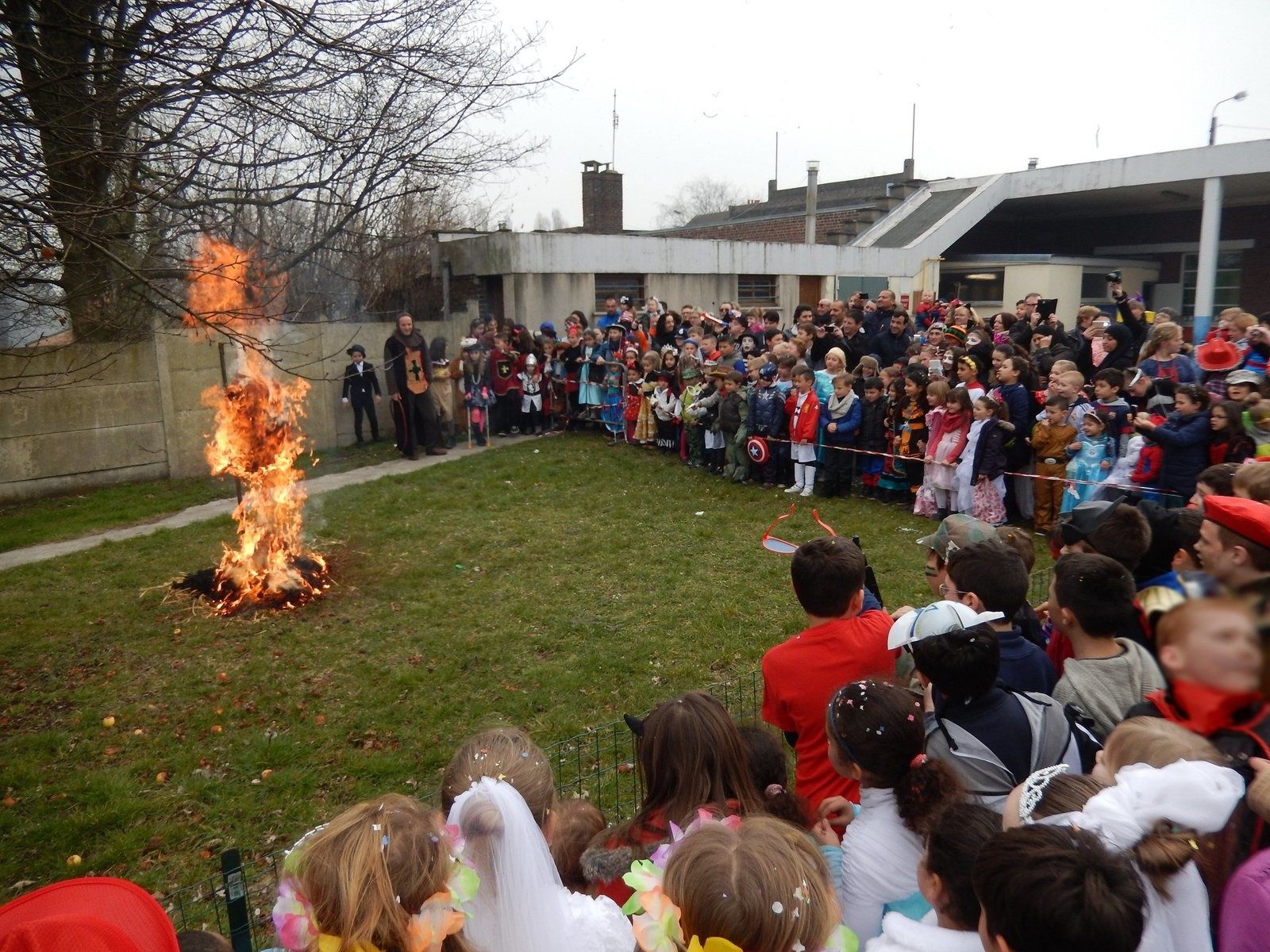 CARNAVAL 2015 Ecole Notre Dame de Lourdes Wattrelos