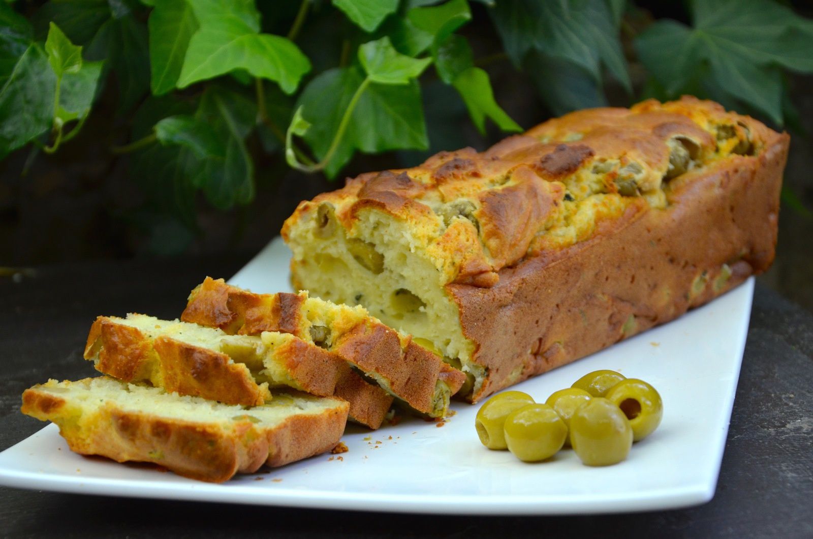 Cake La Brousse Aux Olives Vertes La P Tite Cuisine De Pauline
