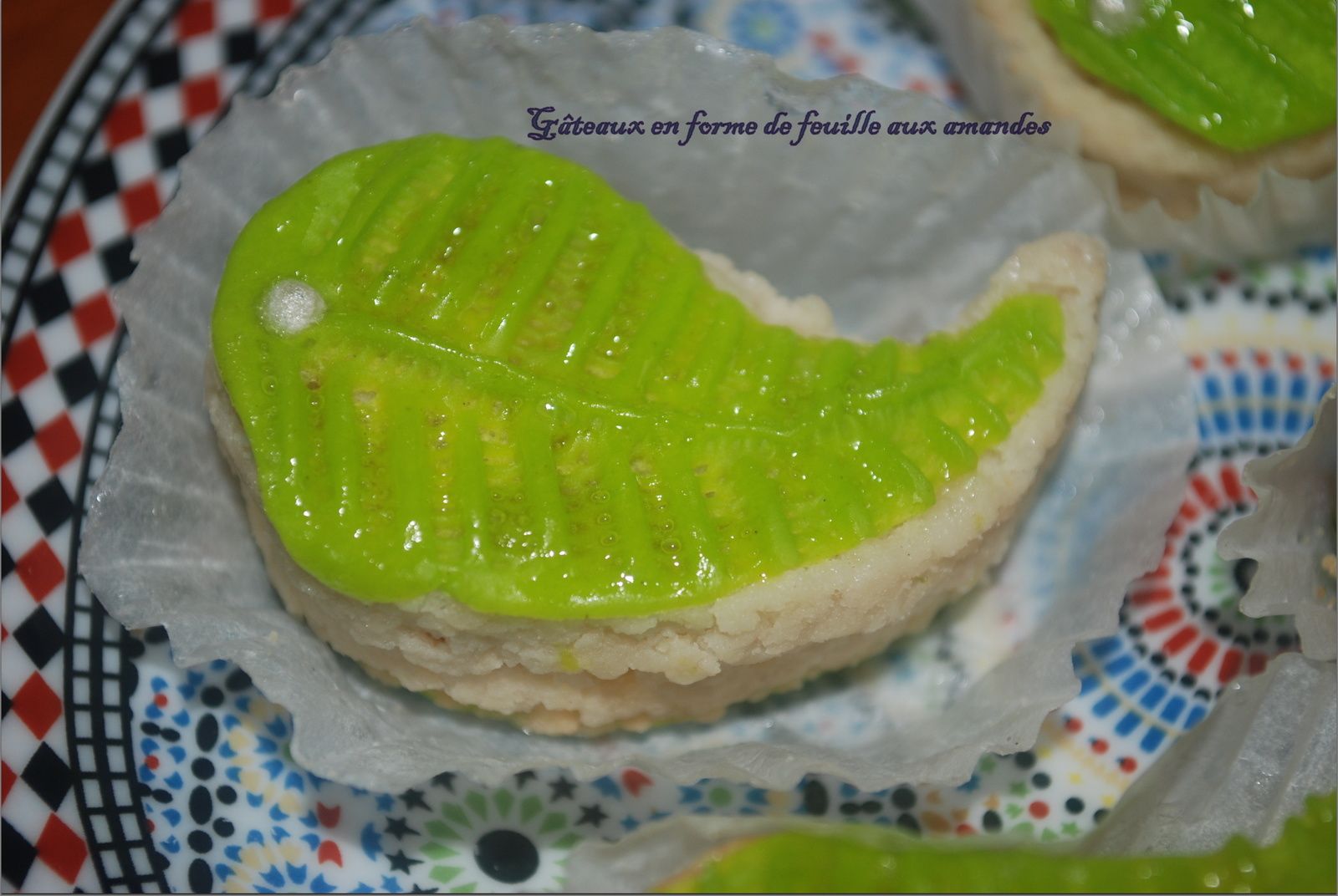 Gateaux En Forme De Feuille Aux Amandes Http Www Petitsplaisirs Org