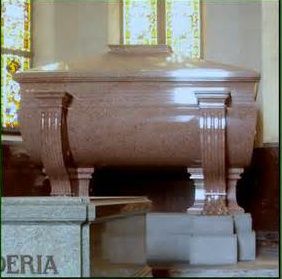 Tombe de Bernadotte - Karl XIV Johan en Suède (celle de sa femme désirée / Désidéria) à côté