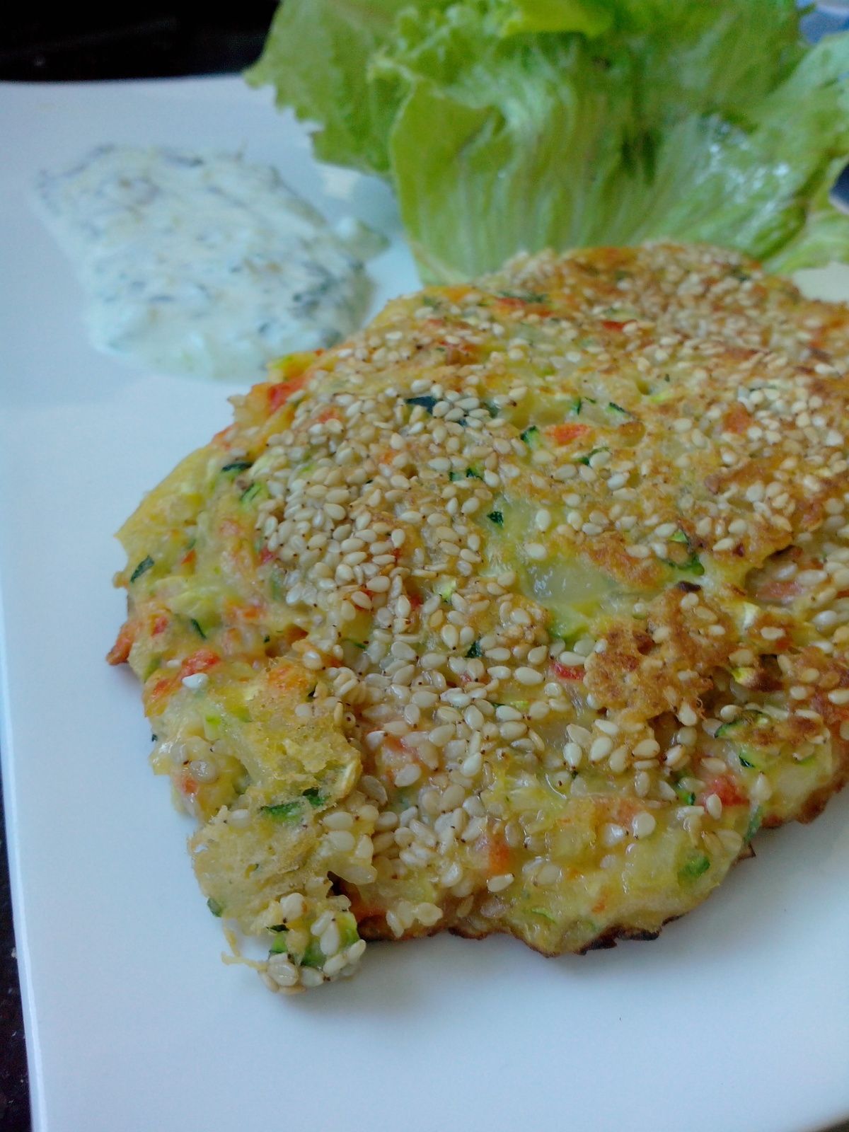GALETTES DE LEGUMES AU SESAME ET PARMESAN