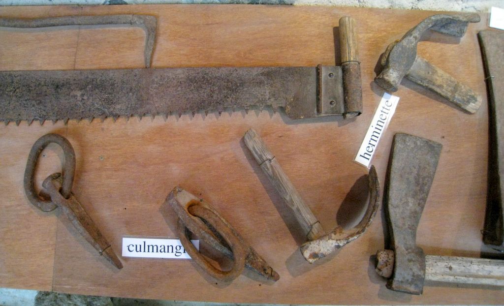 Outils pour travailler le bois (22), abbaye de Boscodon Le blog de ~ Outils Pour Travailler Le Bois Outils pour travailler le bois (22), abbaye de Boscodon Le blog de ~ Outils Pour Travailler Le Bois