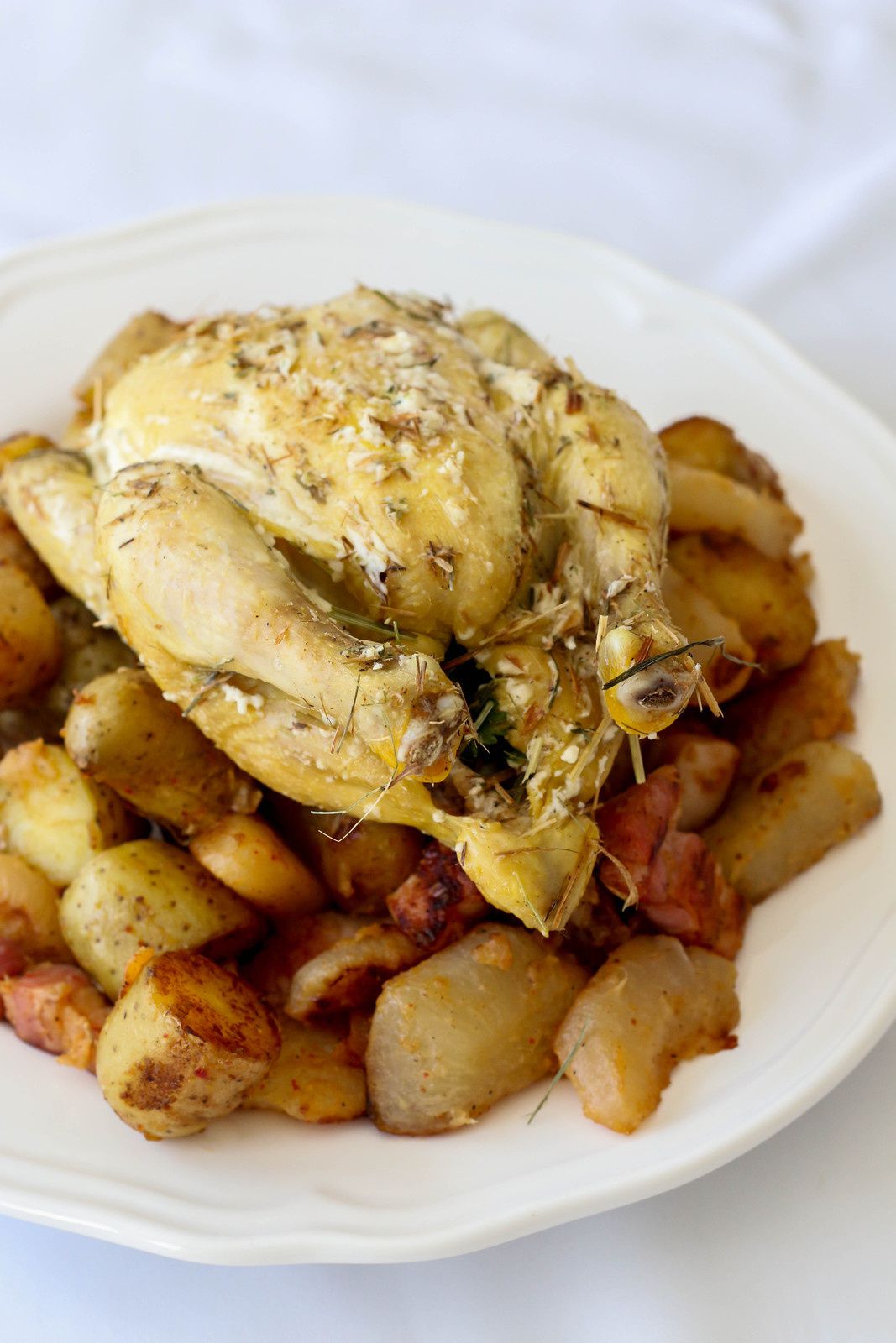 Coquelets cuits au foin & Pommes de terre sautées au lard de poitrine et  aux navets - Les Délices De Marina