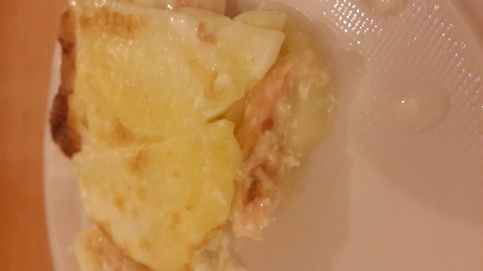 GRATIN AUX POMMES DE TERRE AU SAUMON FUMÉ