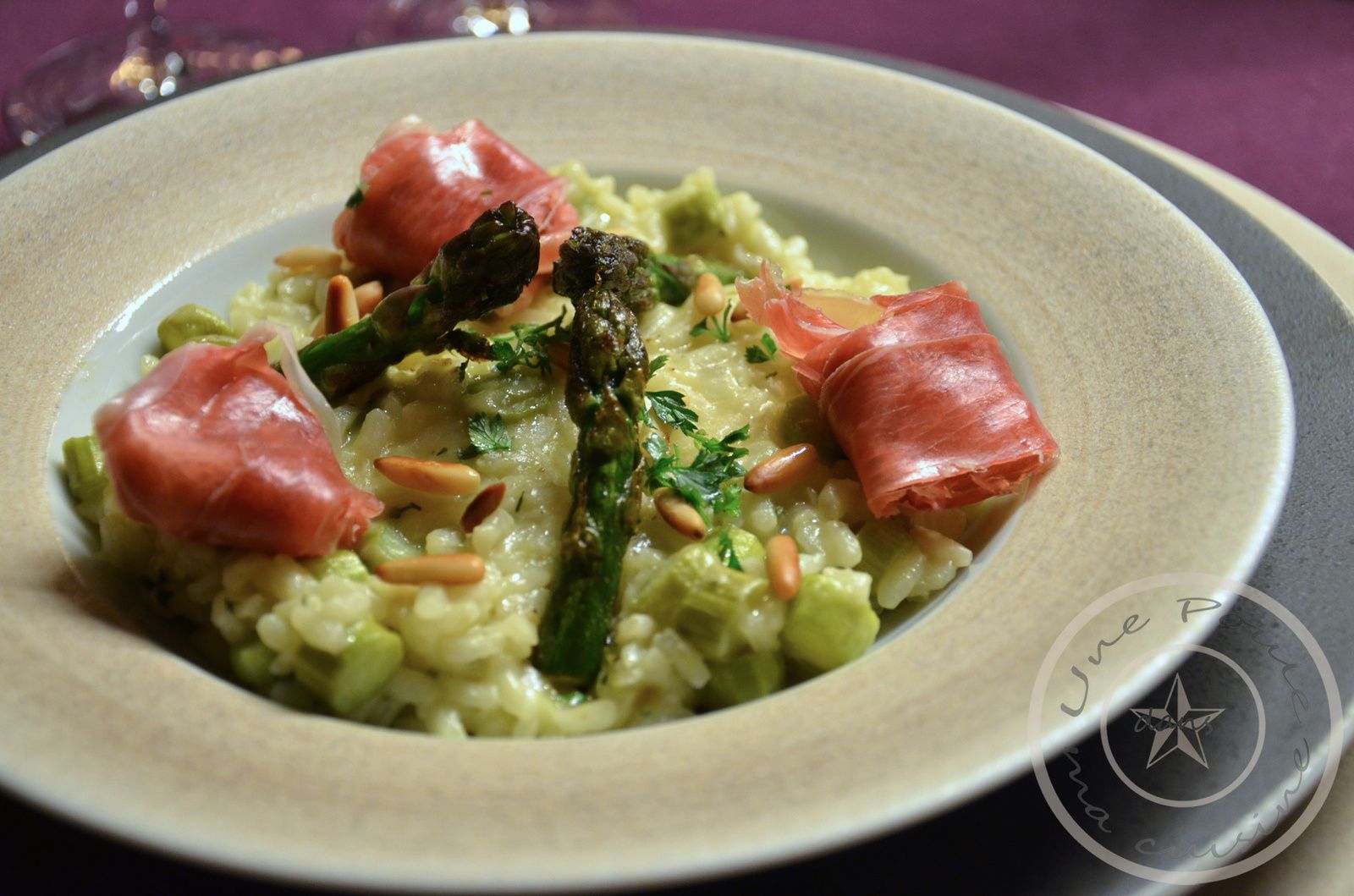 Risotto aux asperges vertes, préparé à l