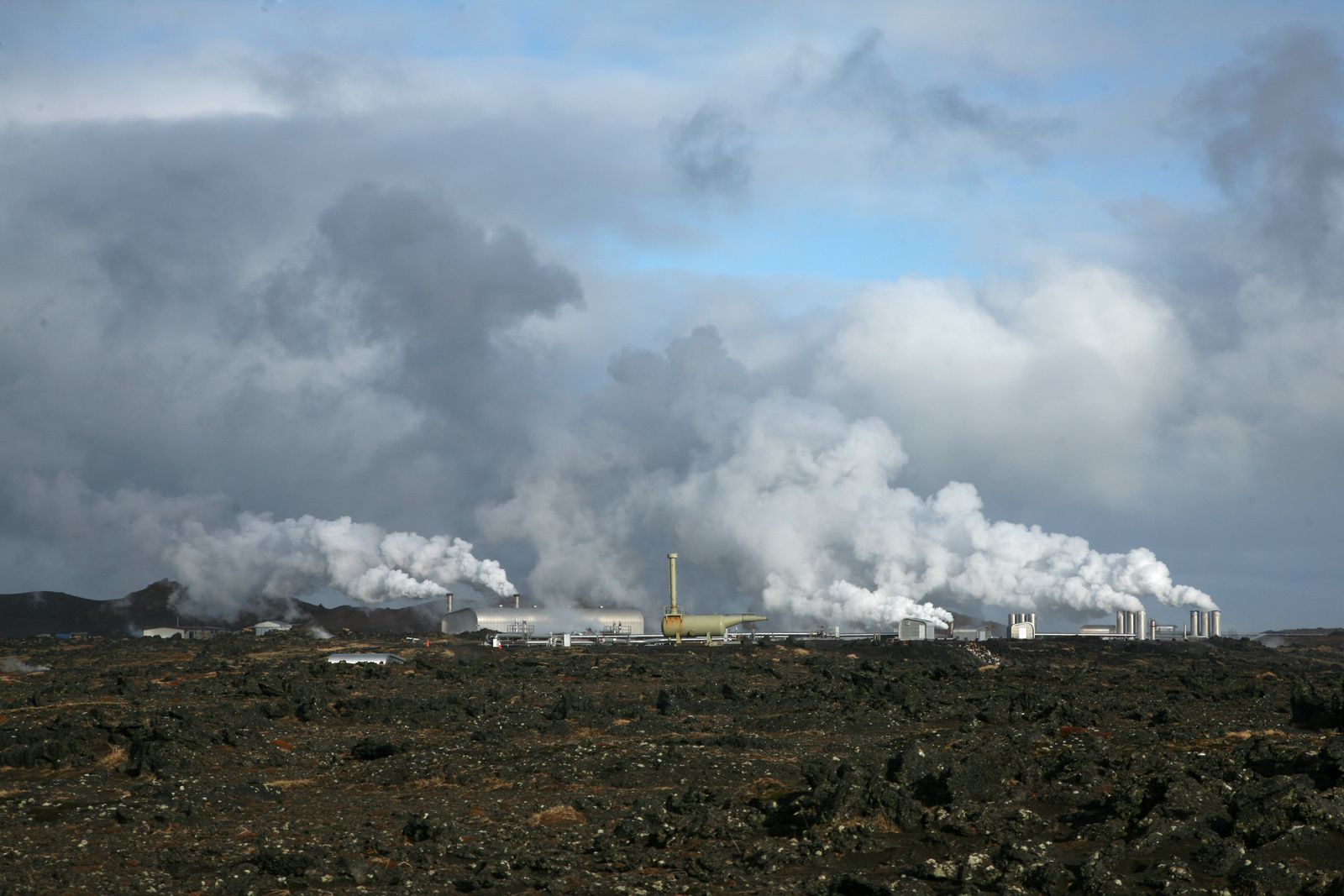 Grindavik - installations géothermiques - photo © Bernard Duyck 2015