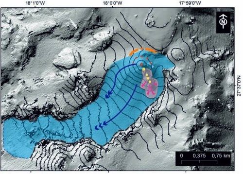 Cartes des coulées de l'éruption sous-marine d'El Hierro - en haut, carte de 2015 / Vulcana : point rose: sommet du cône principal et la coulée principale en bleu; points jaunes : cônes secondaires et les coulées en gris; pointillé orange : base de l'édifice avant effondrement et pointillé rouge, base actuelle -- en bas,  relevé de la coulée d'El Hierro fait les 10-11 janvier 2012 / Doc. uclm.es - IEO