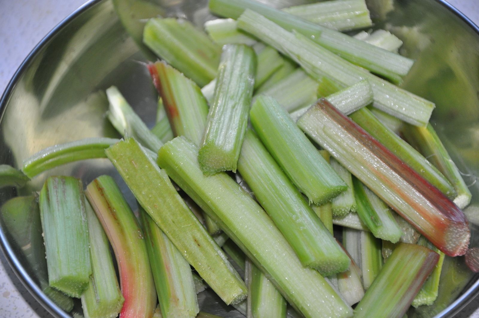 Compote de rhubarbe et pommes !!!! Cuisine part'aime