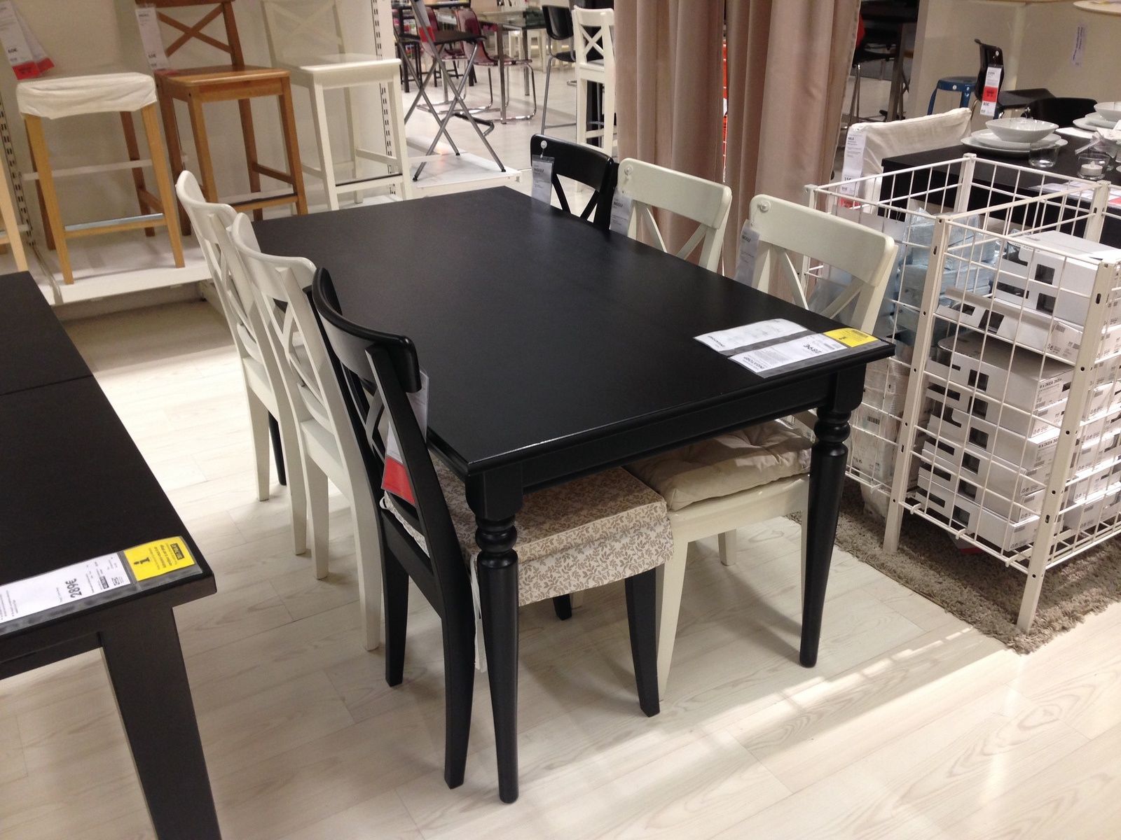 Ma sélection table à dîner en bois ou blanc ikea, maisons du monde ...