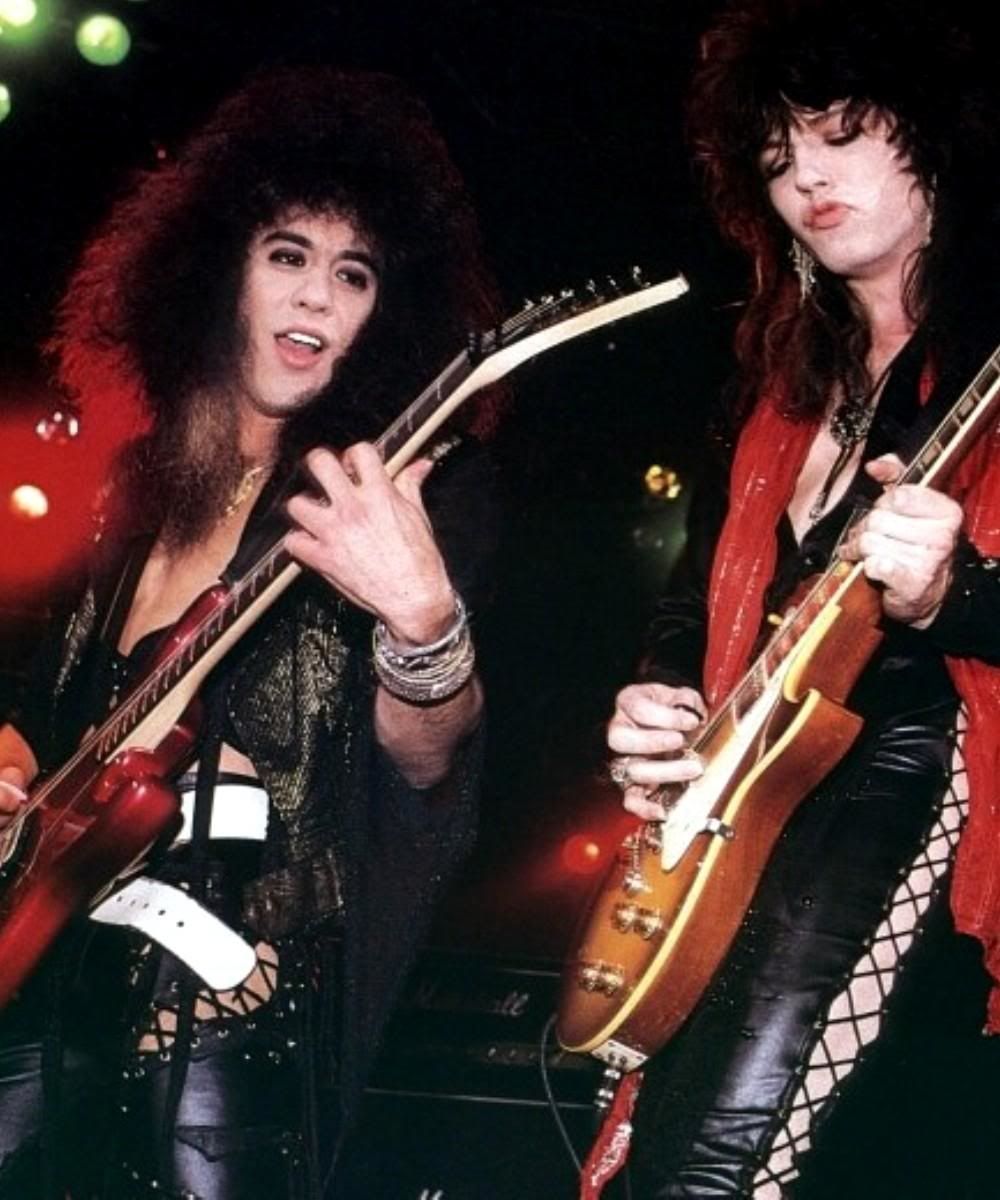 Happy birthday, Jeff LaBar - Classic Rock Stars Birthdays