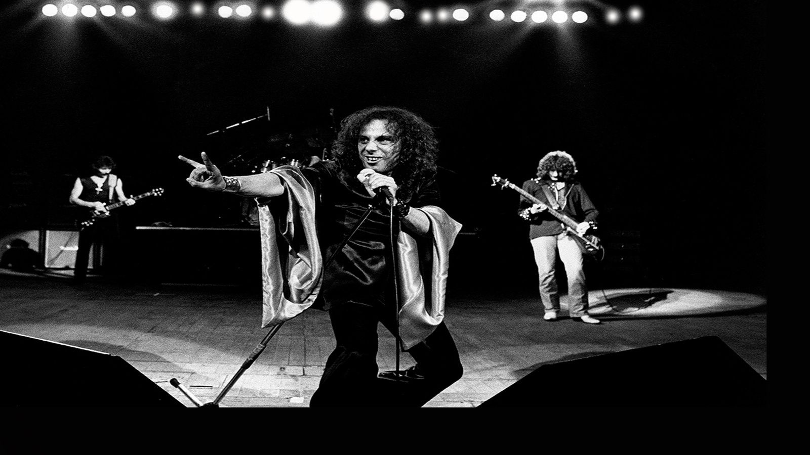 ob_cf6c55_ronnie-james-dio-black-sabbath-on-stag.jpg