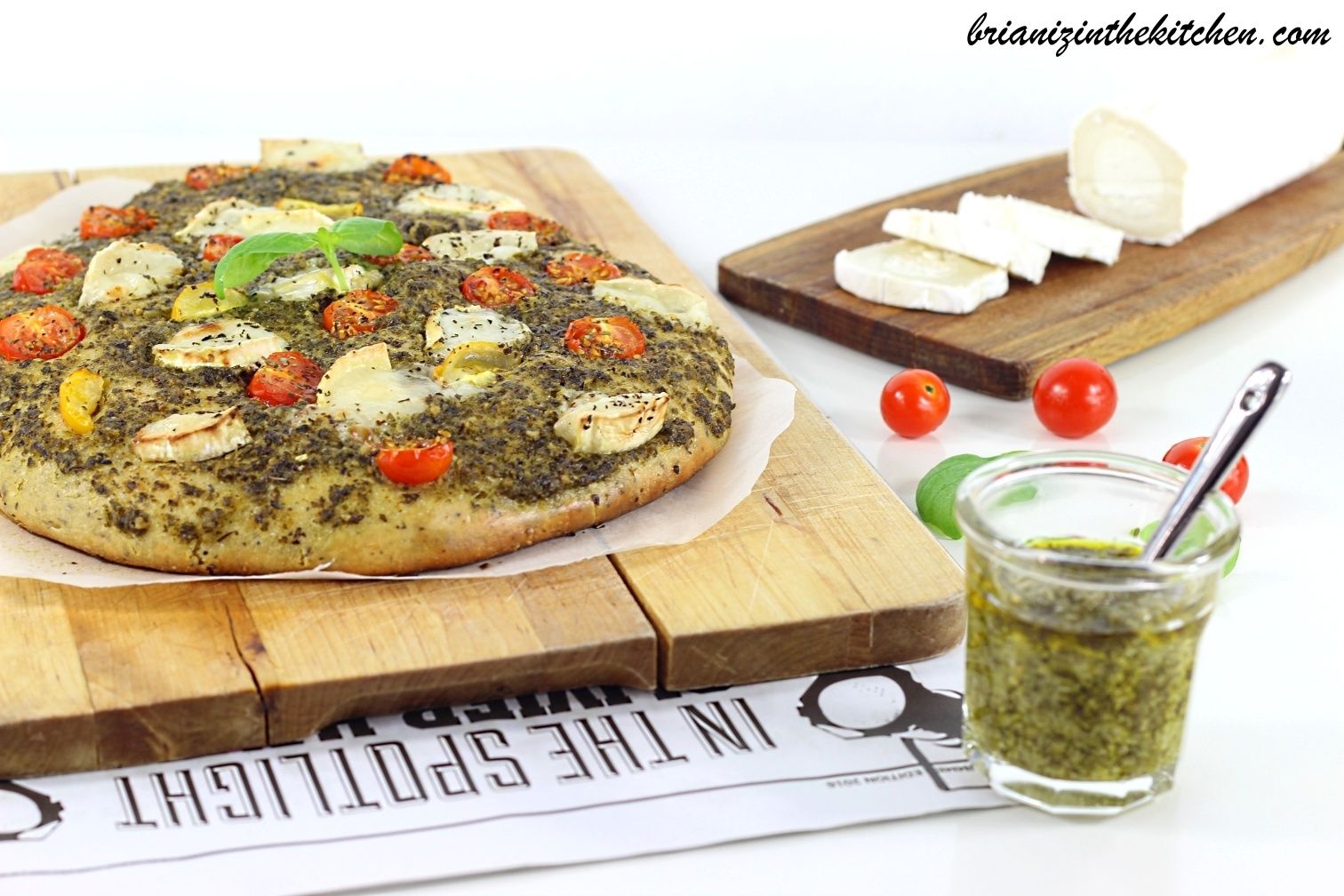 Focaccia Pesto de Basilic, Tomates & Fromage de Chèvre Brian Iz In