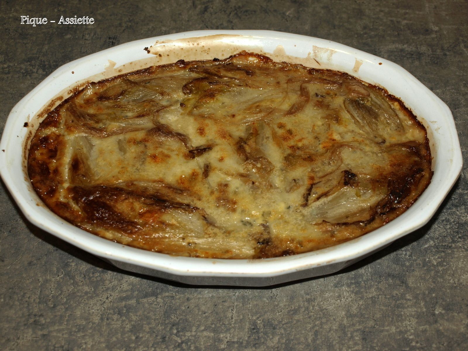 Gratin d'endives au bleu. Pique Assiette