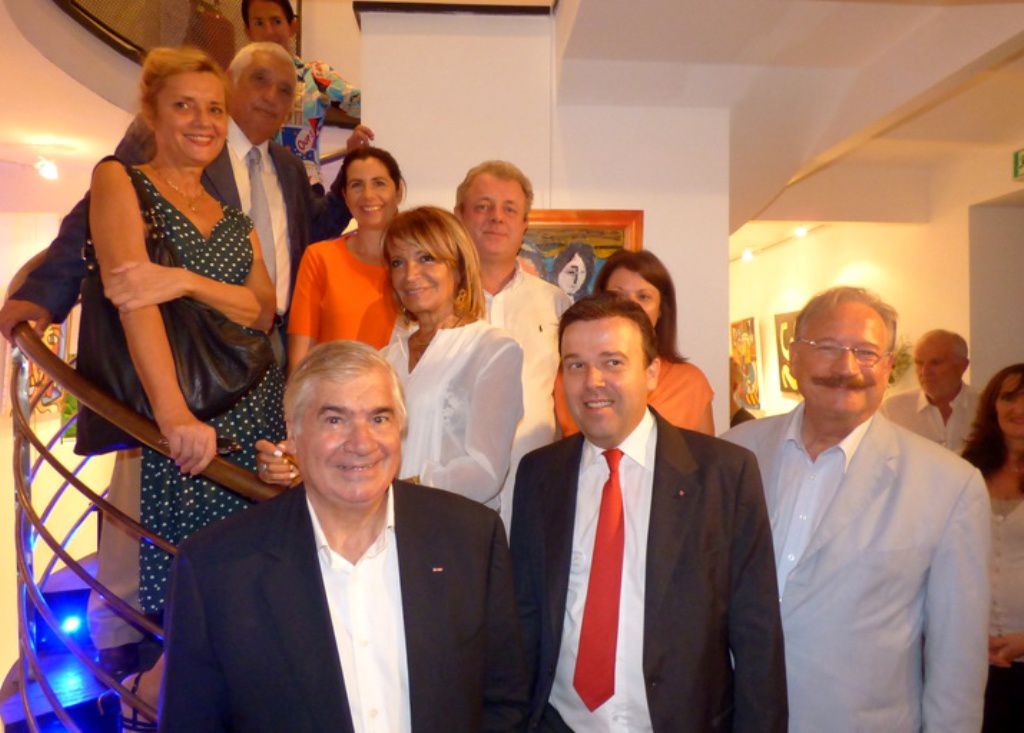En premier plan, de gauche M. Claude Cellario, le Conseiller du Gouvernement Stéphane Valeri et le Conseiller National Daniel Boeri
