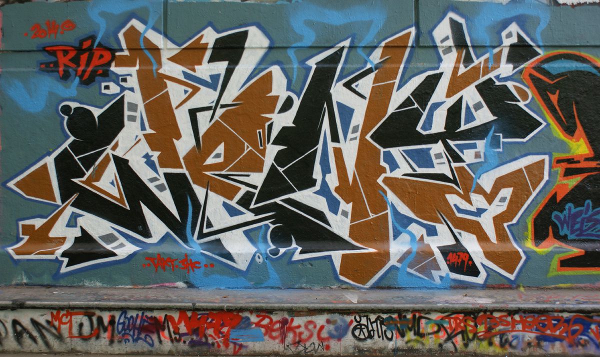 Street Art : Graffitis &amp; Fresques Murales 75012 Paris 