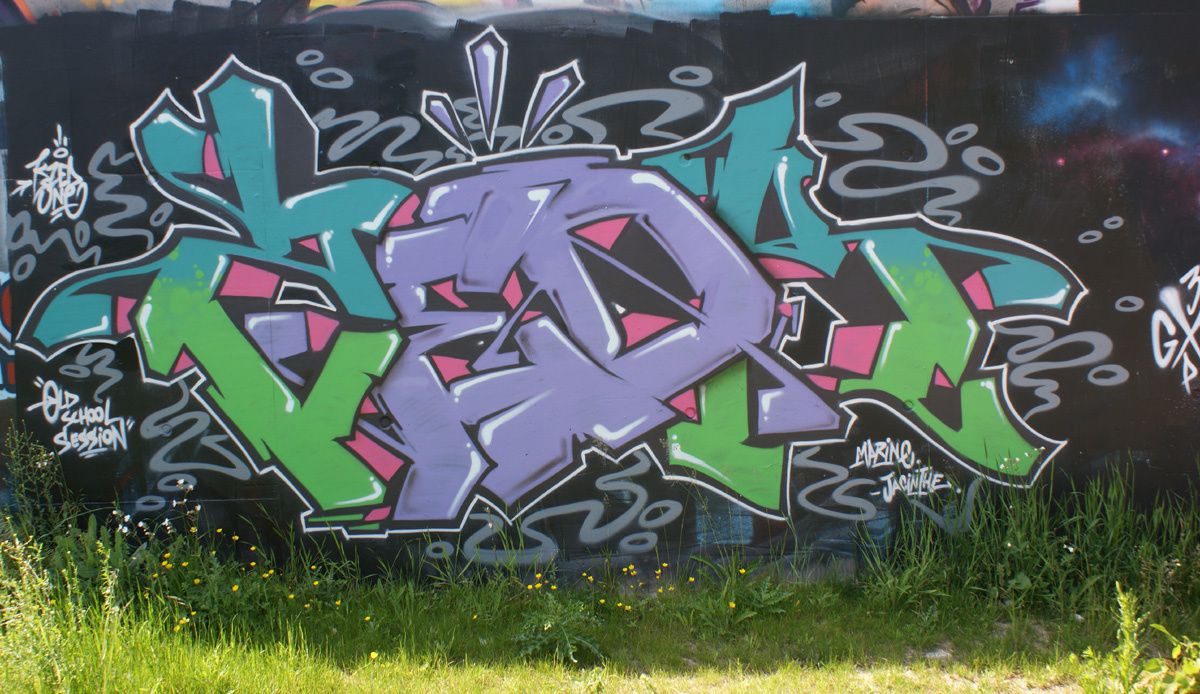Street Art : Graffitis &amp; Fresques Murales 80021 Amiens