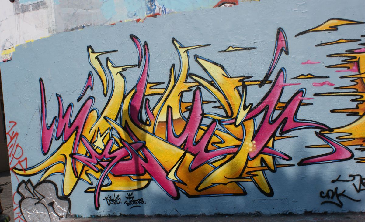 Street Art : Graffitis & Fresques Murales 75010 Paris