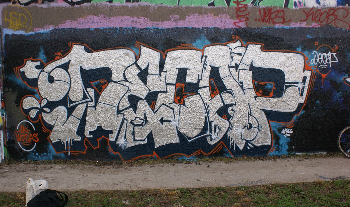 Album - Graffitis IVRY sur Seine Tom 022