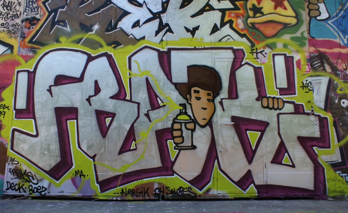 Street Art : Graffitis & Fresques Murales 92004 Asnières