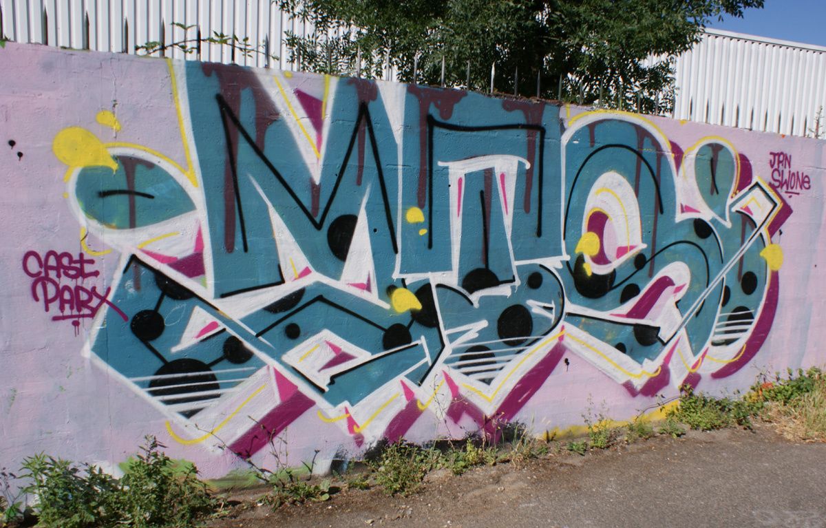 Street Art : Graffitis & Fresques Murales 93048 Montreuil