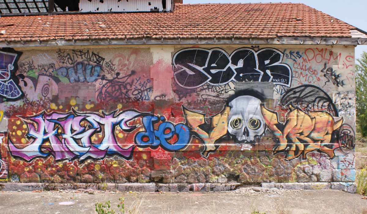 Album - Graffitis Caserne Niel Bordeaux Tom 007