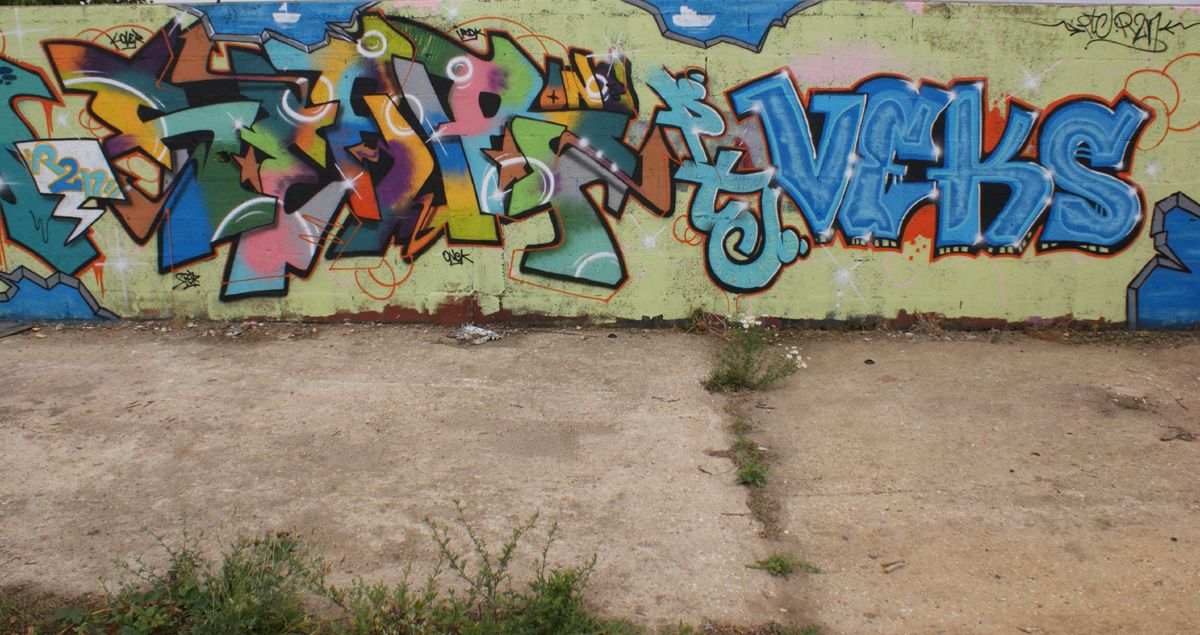 Street Art : Graffitis & Fresques Murales 27402 Le Mesnil Hardray