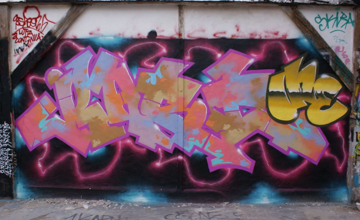 Street Art : Graffitis & Fresques Murales 93048 Montreuil