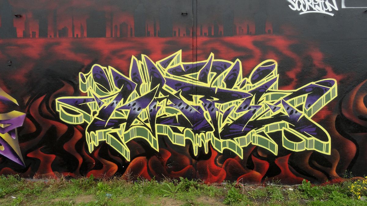 Street Art : Graffitis & Fresques Murales 14118 Caen