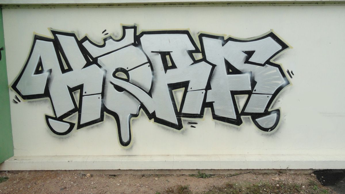 Street Art : Graffitis & Fresques Murales 14118 Caen