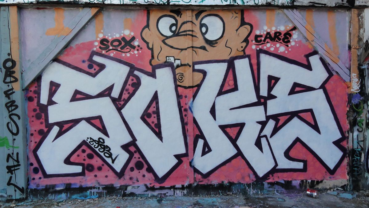 Street Art : Graffitis & Fresques Murales 93048 Montreuil