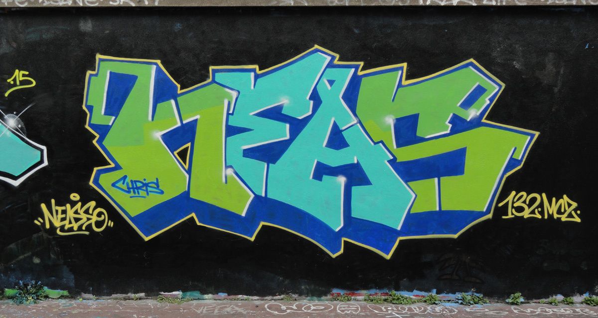 Street Art : Graffitis & Fresques Murales 93048 Montreuil