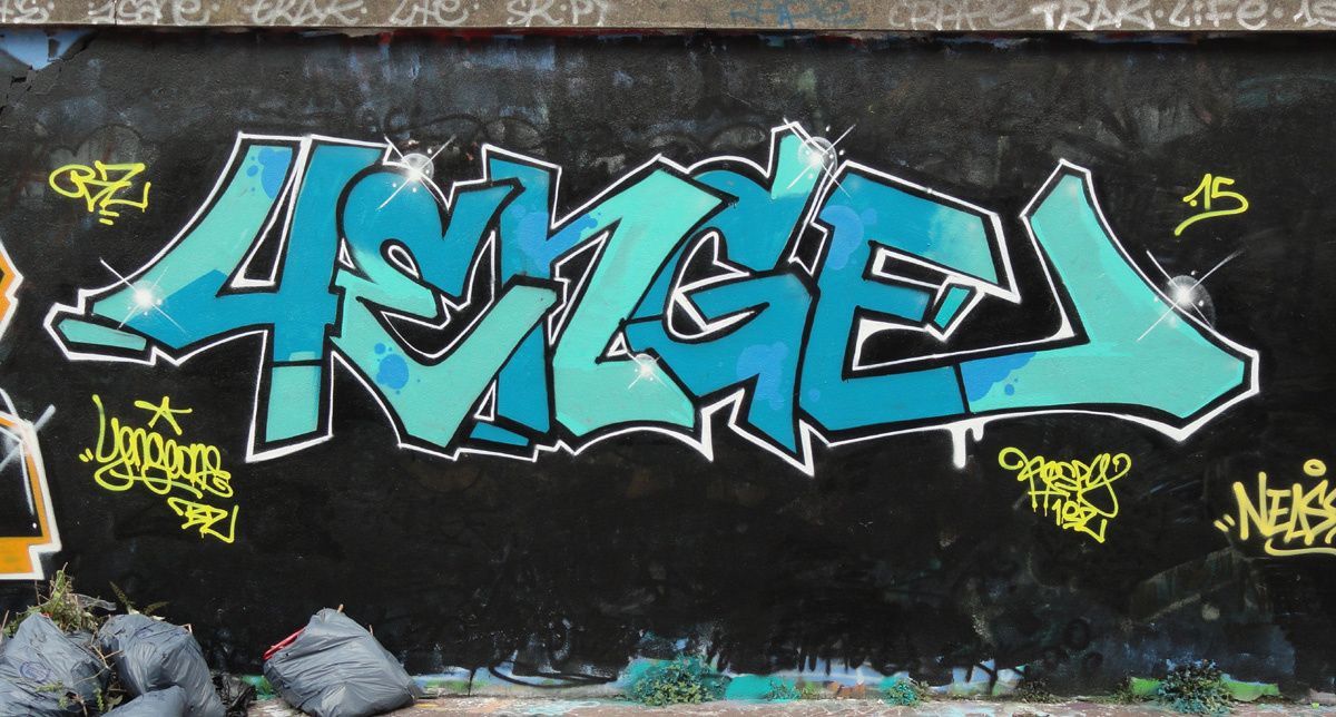 Street Art : Graffitis & Fresques Murales 93048 Montreuil