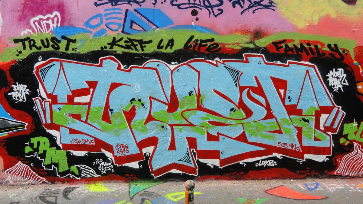 Street Art : Graffitis & Fresques Murales 75020 Paris