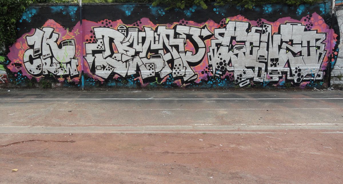 Album - Graffitis IVRY sur Seine Tom 026