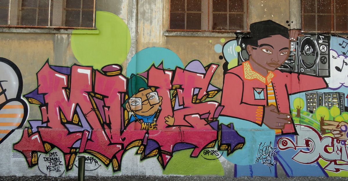 Street Art : Graffitis &amp; Fresques Murales 33039 Begles