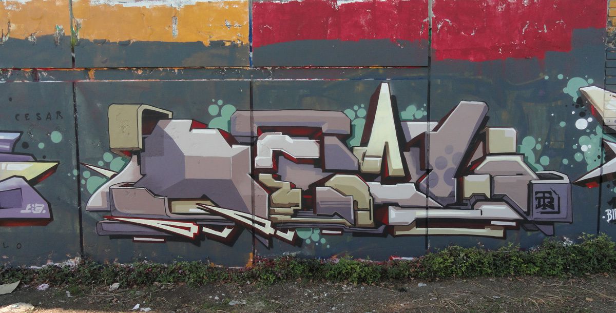 Album - Graffitis Vitry sur Seine Tom 010