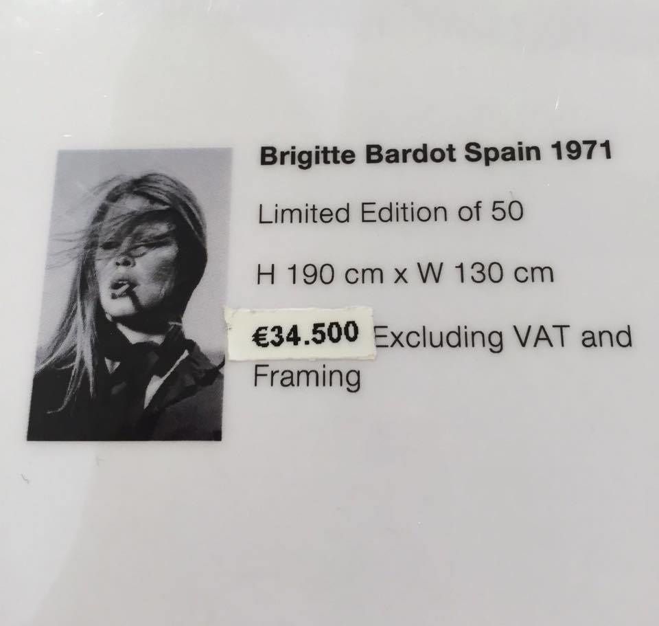 Brigitte Bardot...Magasin BMW de Bruxelles...