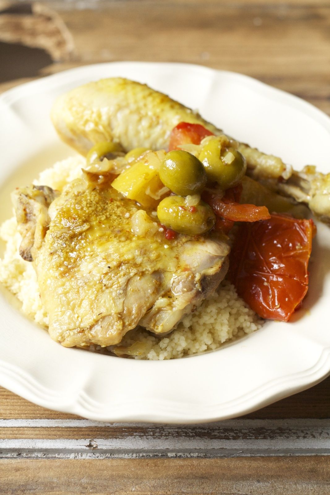 Tajine de poulet aux tomates et aux olives vertes Maison Joséphine