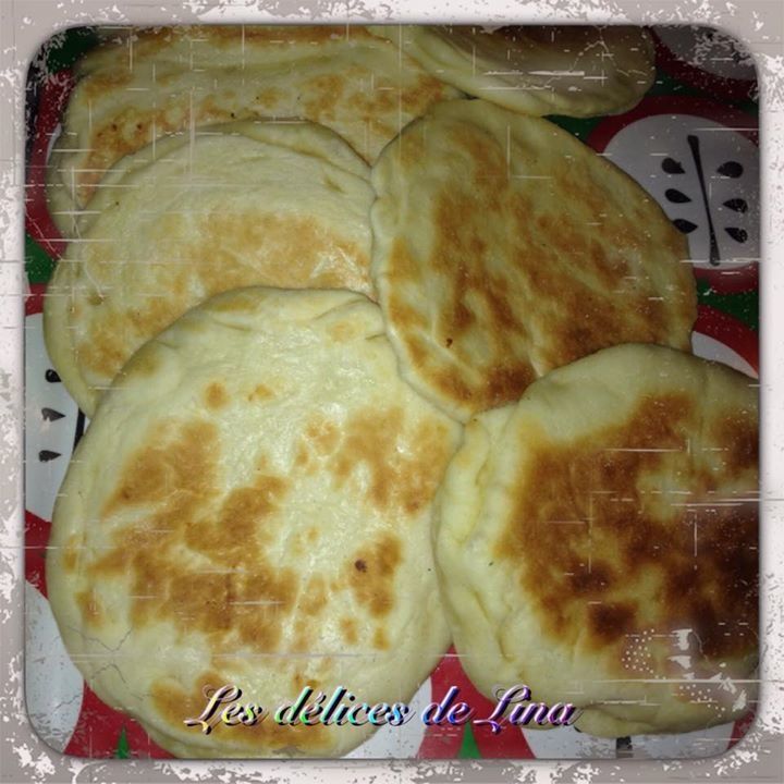 Petit Pains Avec La Pate Magique Facon Naans Farcis A La Vache Kiri Famille Nombreuse Maman Enfant Cuisine