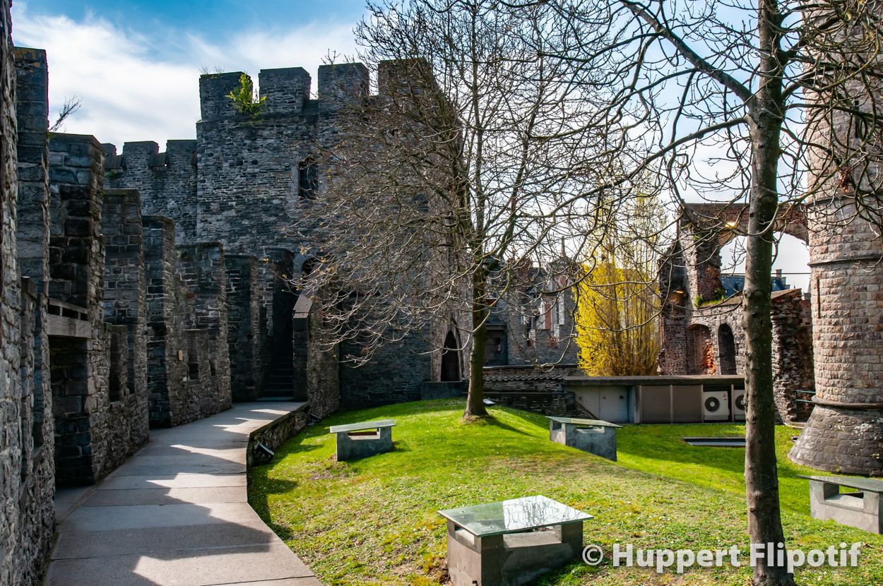 Remparts du château des Comtes à Gand (Gent)