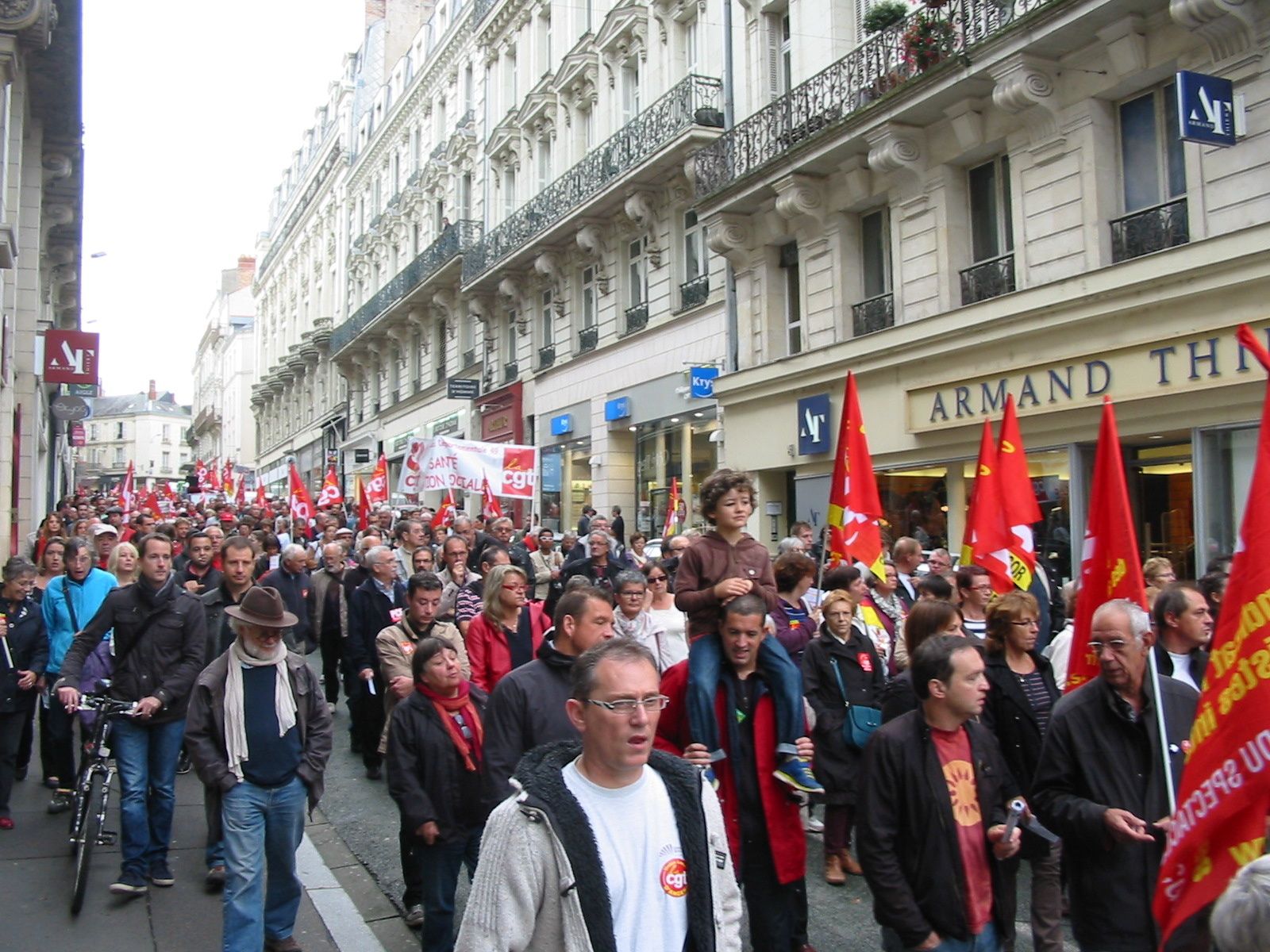JOURNEE NATIONALE DE MOBILISATIONS DU 16 OCTOBRE 2014 Union départementale CGT du Maine et JOURNEE NATIONALE DE MOBILISATIONS DU 16 OCTOBRE 2014 Union départementale CGT du Maine et